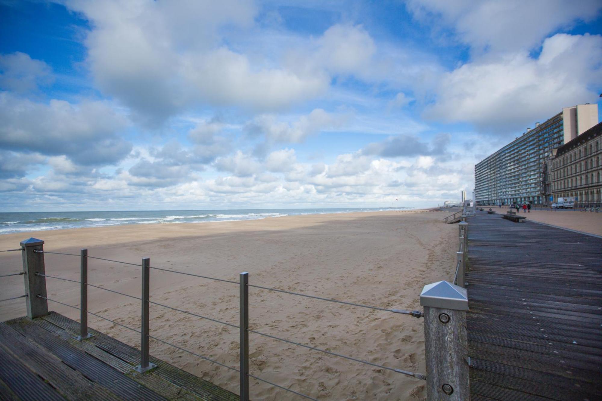 Bright Apartment With Sea View Ostend Exterior foto