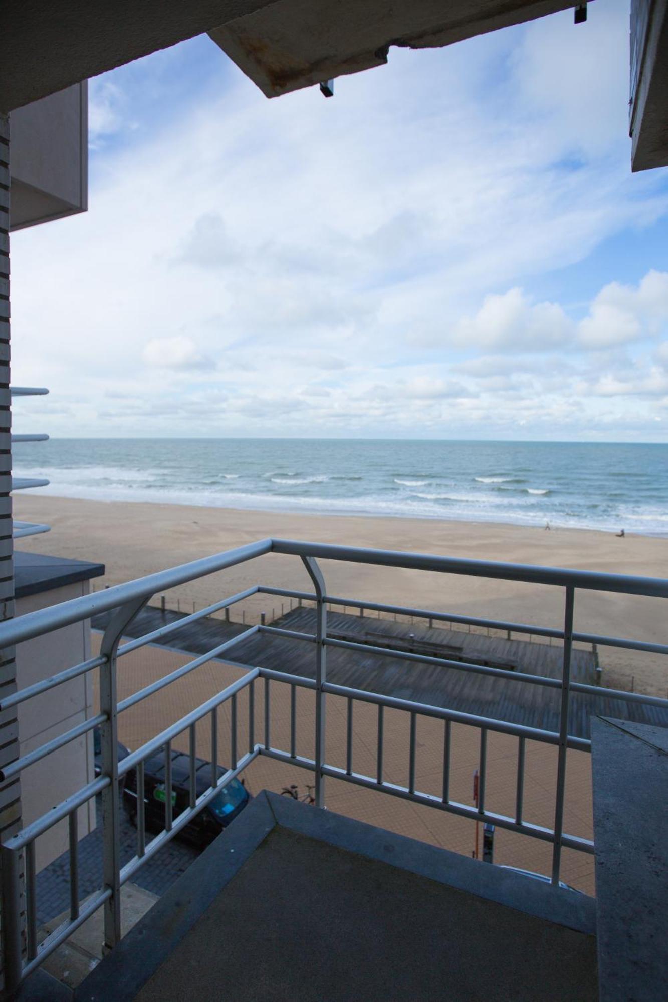 Bright Apartment With Sea View Ostend Exterior foto